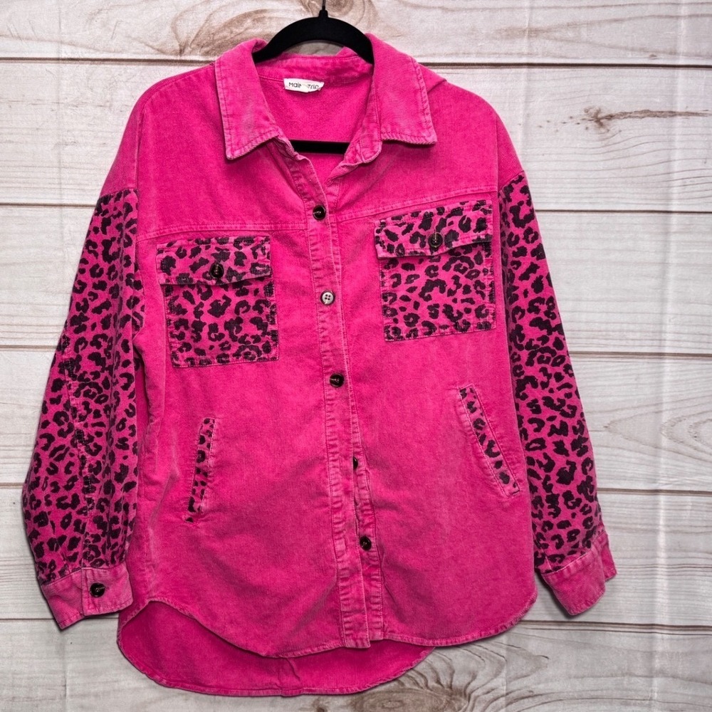 Main Strip Hot Pink Corduroy Leopard Print Long Sleeve Button Down Small